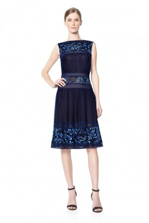 TADASHI SHOJI 藤の花レース×チュールプリーツドレス