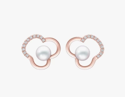 コレカウ | 川口春奈さんが9ボーダーで着用されていたスマホケース