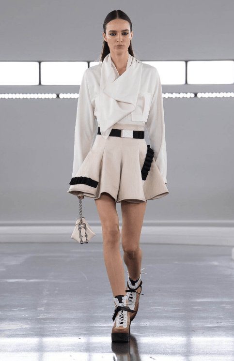 LOUIS VUITTON ユーティリティストラップミニスカート