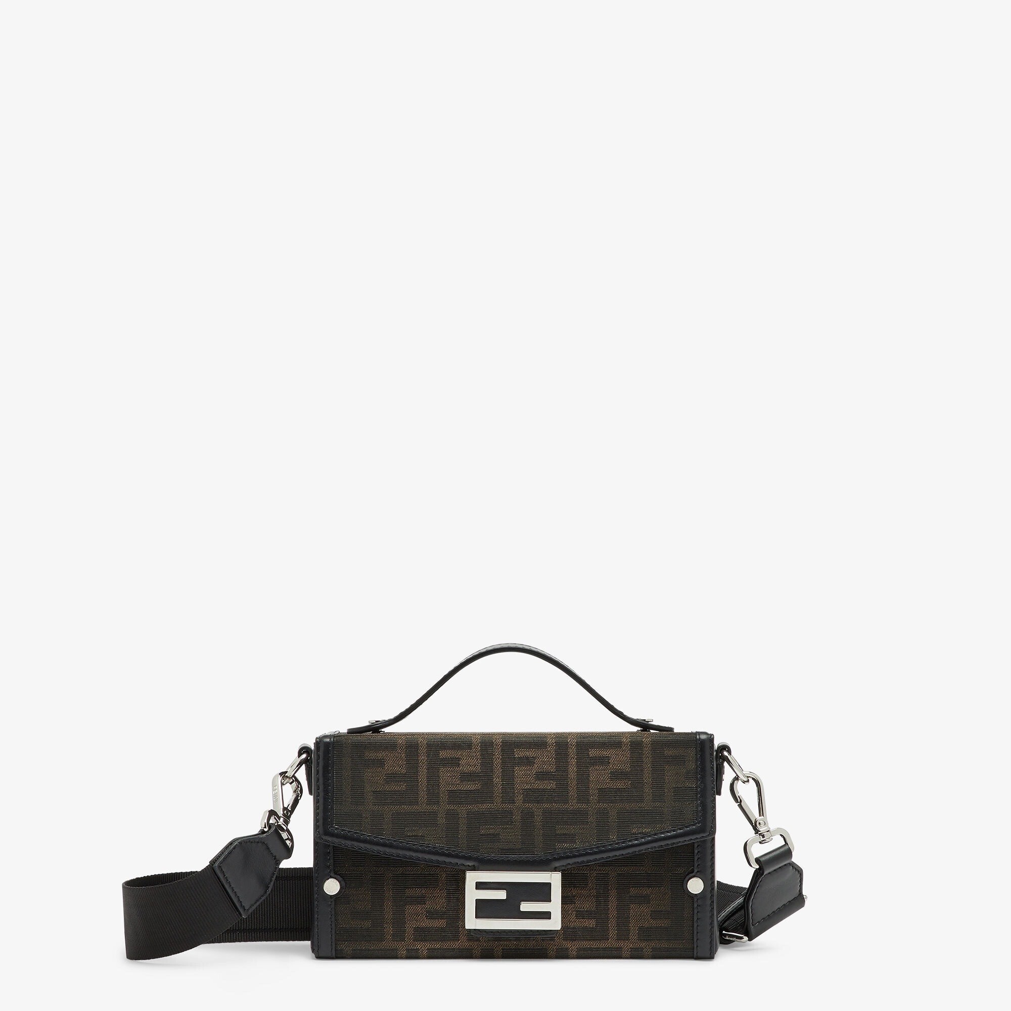 FENDI ソフトトランク バゲットブラウンFFファブリック バッグ
