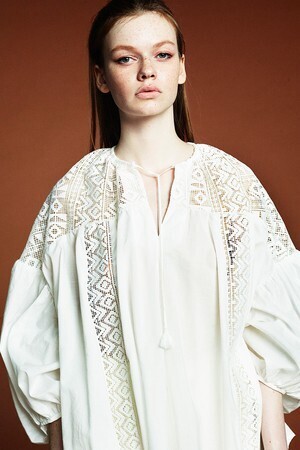 muller of yoshiokubo Geometric lace blouse