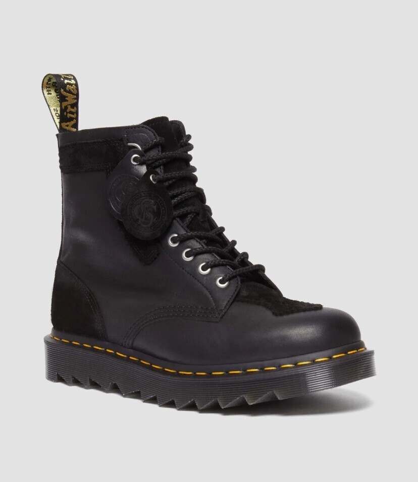 Dr.Martens MIE 1460 パスカル アップリケ 8 ホール ブーツ
