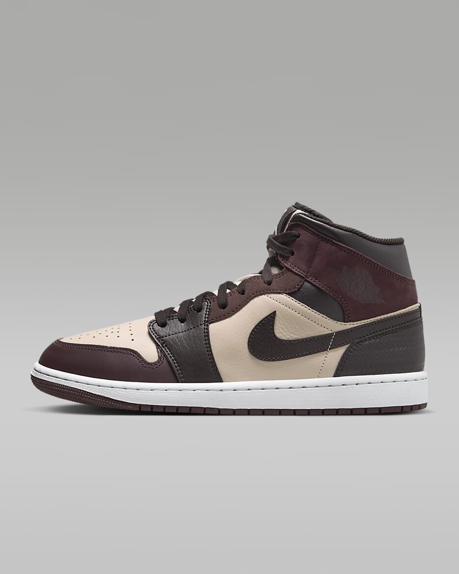 NIKE エア ジョーダン 1 MID SE