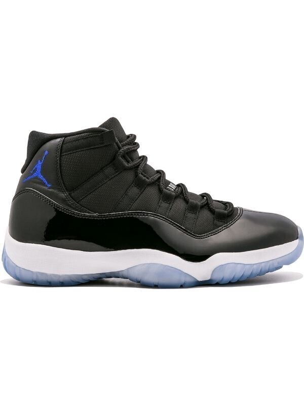 NIKE Air Jordan 11 Retro スニーカー