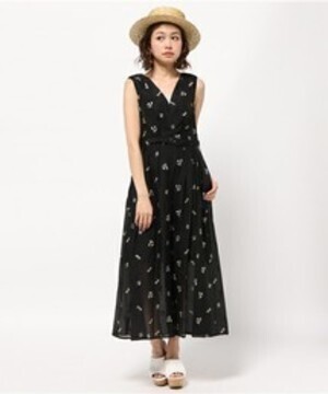 ME COUTURE フローレットシシュウガウチョワンピース