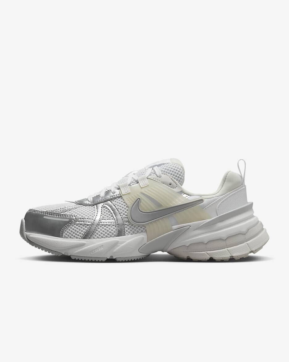 NIKE ナイキ V2K ラン