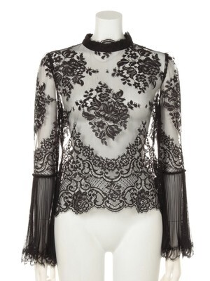 AULA AILA LEAVER LACE PLEATS SLEEVE