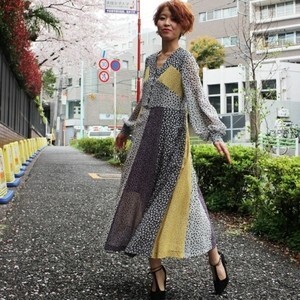 KiwandaKiwanda Marianne Petite Flower Black