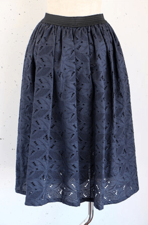 STELLA CIFFON フラワーコットンカットワーク刺繍ギャザースカート