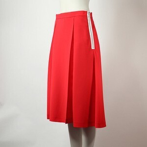 support surface pleats flared skirt