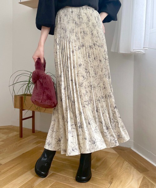 mysty woman フラワープリーツスカート