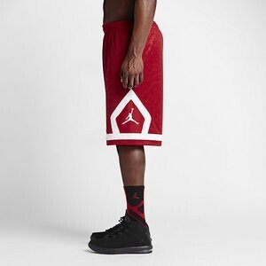 NIKE ジョーダン フライト ダイアモンド クラウド LE
