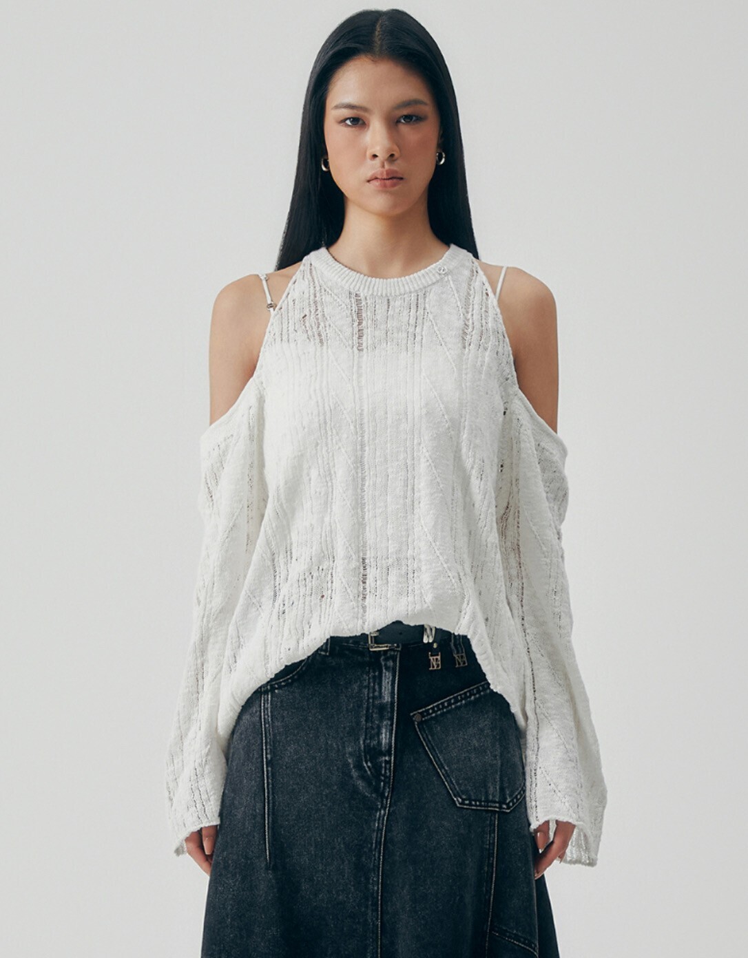 TREEMINGBIRD Off-Shoulder Cable Knit