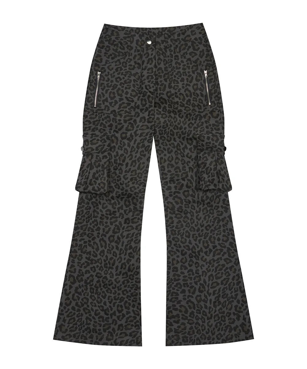 LUV IS TRUE IM CARGO BOOTSCUT PANTS