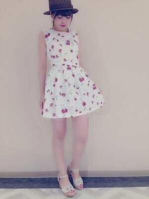 REDYAZEL 小花柄ワンピース