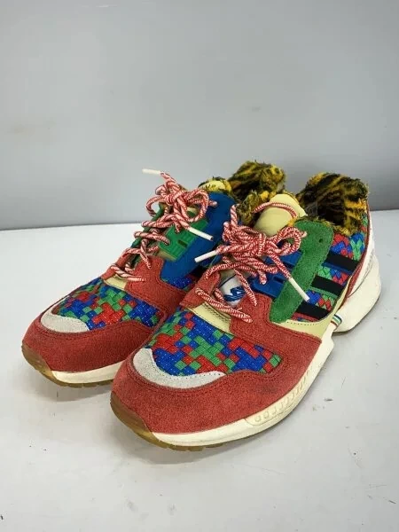 adidas マルチカラースニーカー