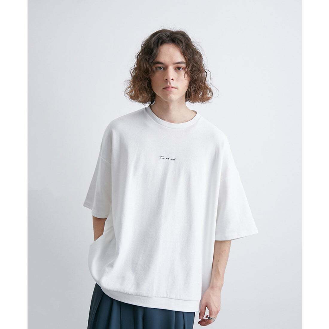 JUNRed 2ポイントショートスリーブワイドTシャツ