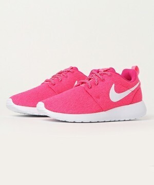 NIKE ROSHE ONE