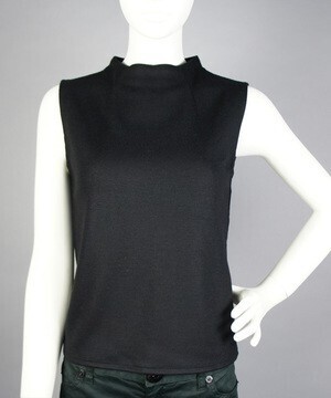 AULA AILA BOTTLE NECK SLEEVELESS TOPS