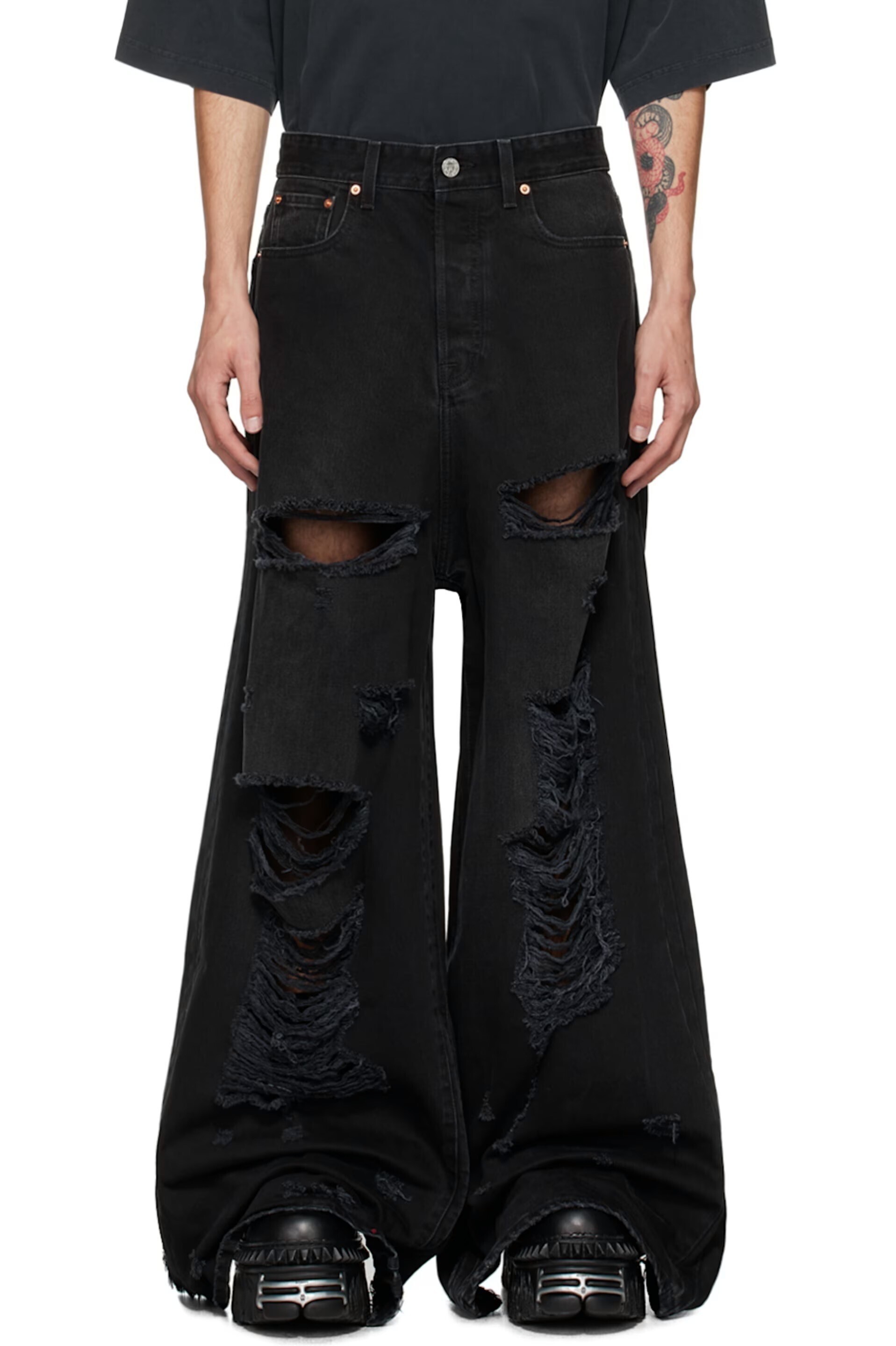 VETEMENTS ブラック Big Shape リップドジーンズ