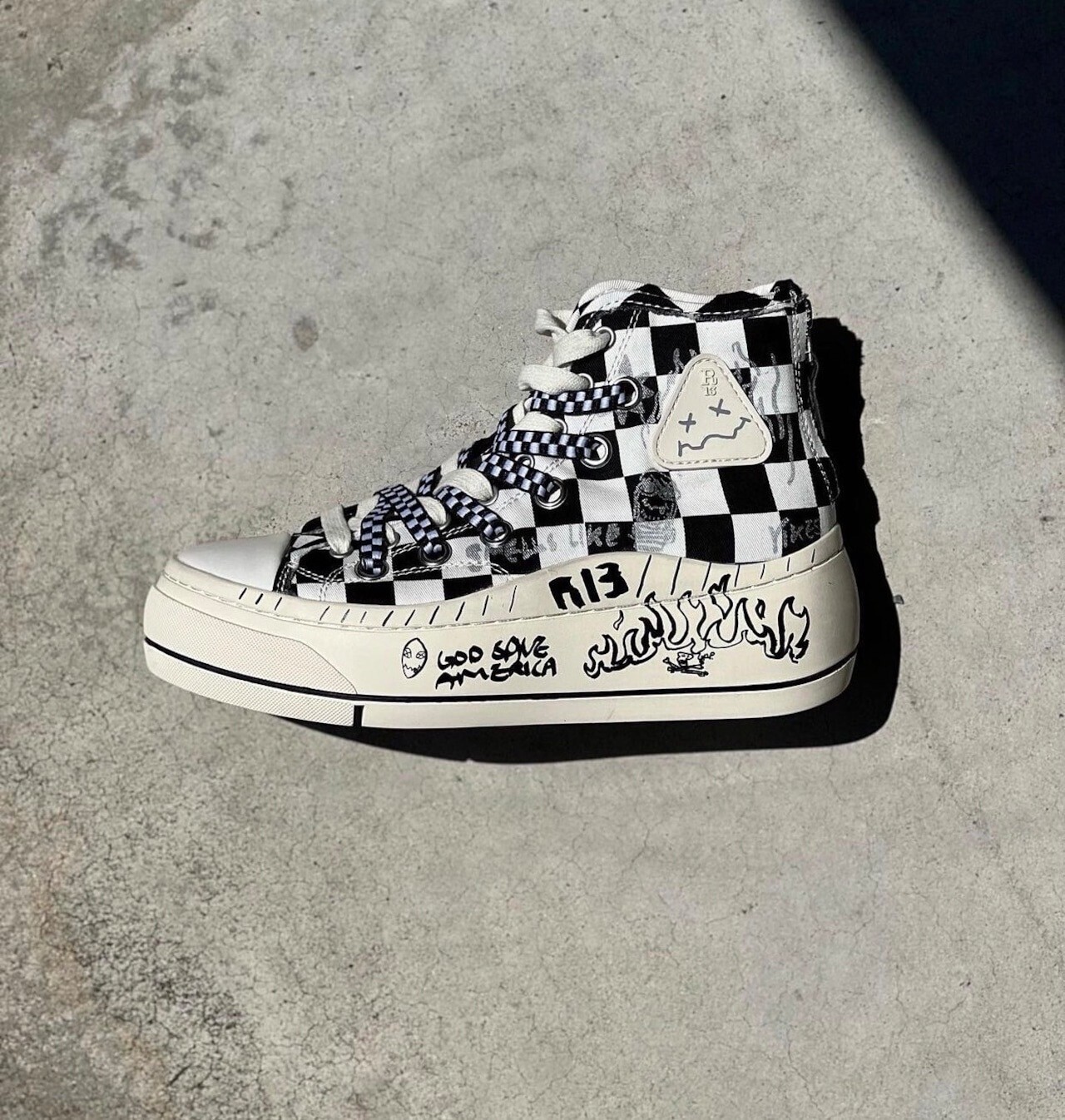R13 DOUBLE GROMMET KURT HIGH TOPSNEAKER BLACK&CHECKERBOARD W