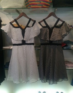 AULA AILA LAWN STRIPEワンピース