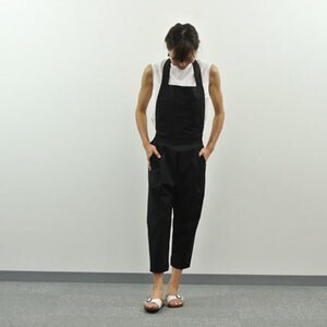 CON ANIMA ストレッチタイトサロペットパンツ