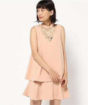 Lily Brown フロントレースレイヤードドレス