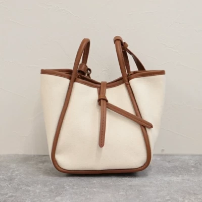 コレカウ | 安達祐実さんが誘拐の日で着用されていた服飾小物