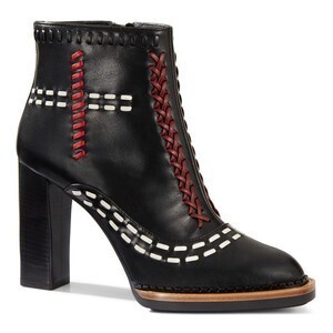 TOD'S ANKLE BOOTS IN LEATHER