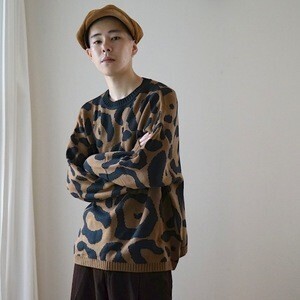 NEON SIGN LEOPARD SWEATER