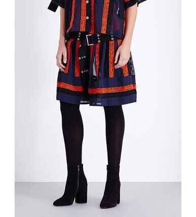 sacai 刺繍入りプリーツスカート