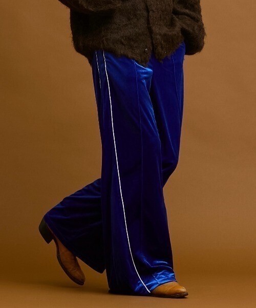 soerte WIDE STRAIGHT VELVET TRACK PANTS /ワイドストレートベルベットトラックパンツ