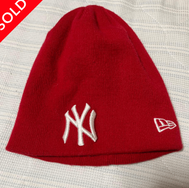 New Era ニューヨーク・ヤンキース 赤 ニット帽