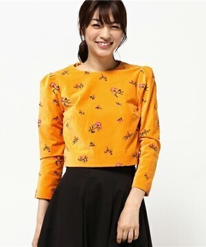 SLY VELVET FLOWER パフTOPS