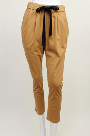 trois 【T63-3710】trois/タック入りテーパードパンツ