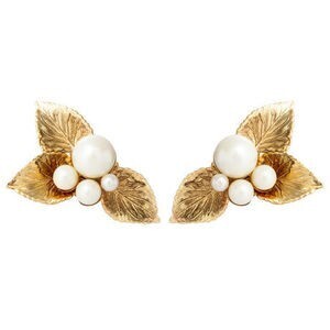 ADER FEUILLES big earclip