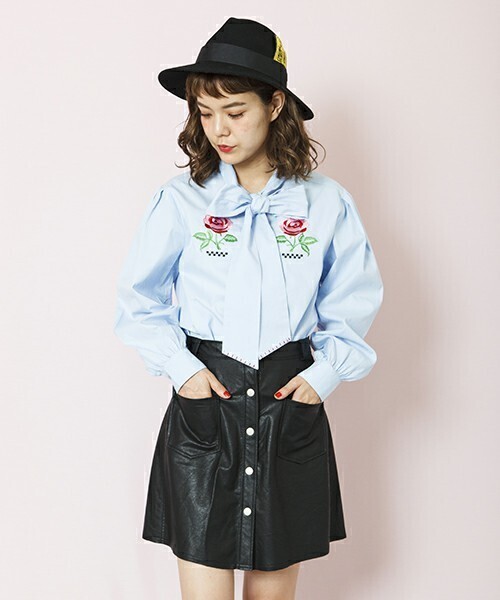Aymmy in the batty girls DINER ROSE ロングリボンブラウス