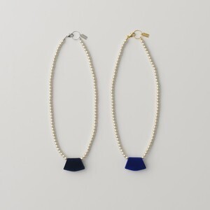 Petite robe noire necklace