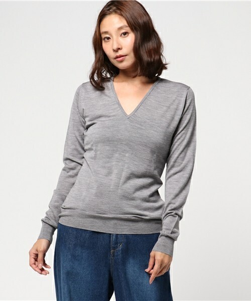 JOHN SMEDLEY JOHN SMEDLEY Vネックニット