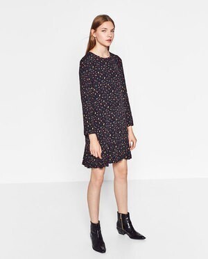 ZARA 車柄プリント地ワンピース