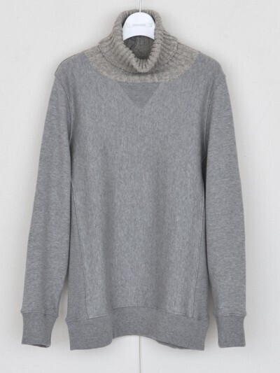 DISCOVERED KNIT TURTLE SWEAT