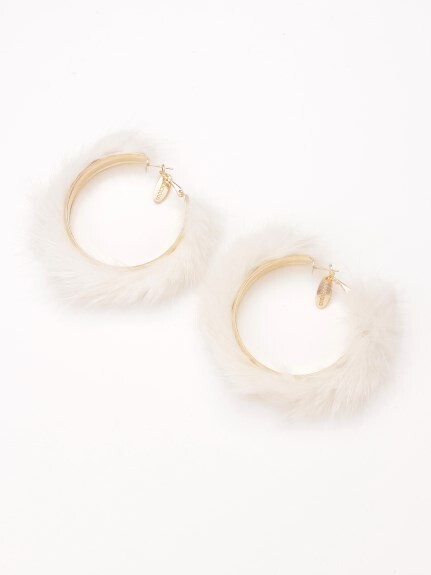 lilLilly ファーフープピアス