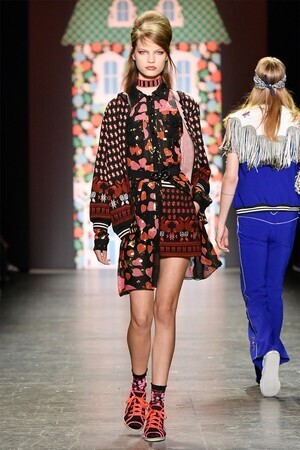 ANNA SUI ANNA SUI SPRING 2017