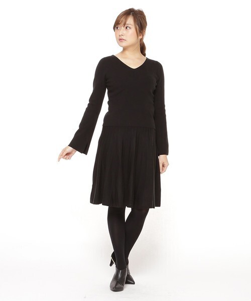 And Couture スリットフレアスリーブニットアップ