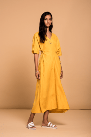 SAYAKA DAVIS ワンピース
