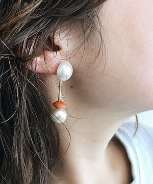 Three Four Time アクリルMIXピアス