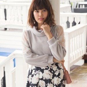 tocco ふわもこ×レース儚げ女子ニットソープルオーバー