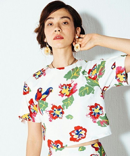 LAYMEE Miley flower tops