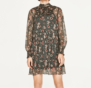 ZARA 胸フリル付きワンピース